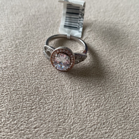 Sterling Silver/ Rose Gold Engagement Ring - Picture 5 of 5